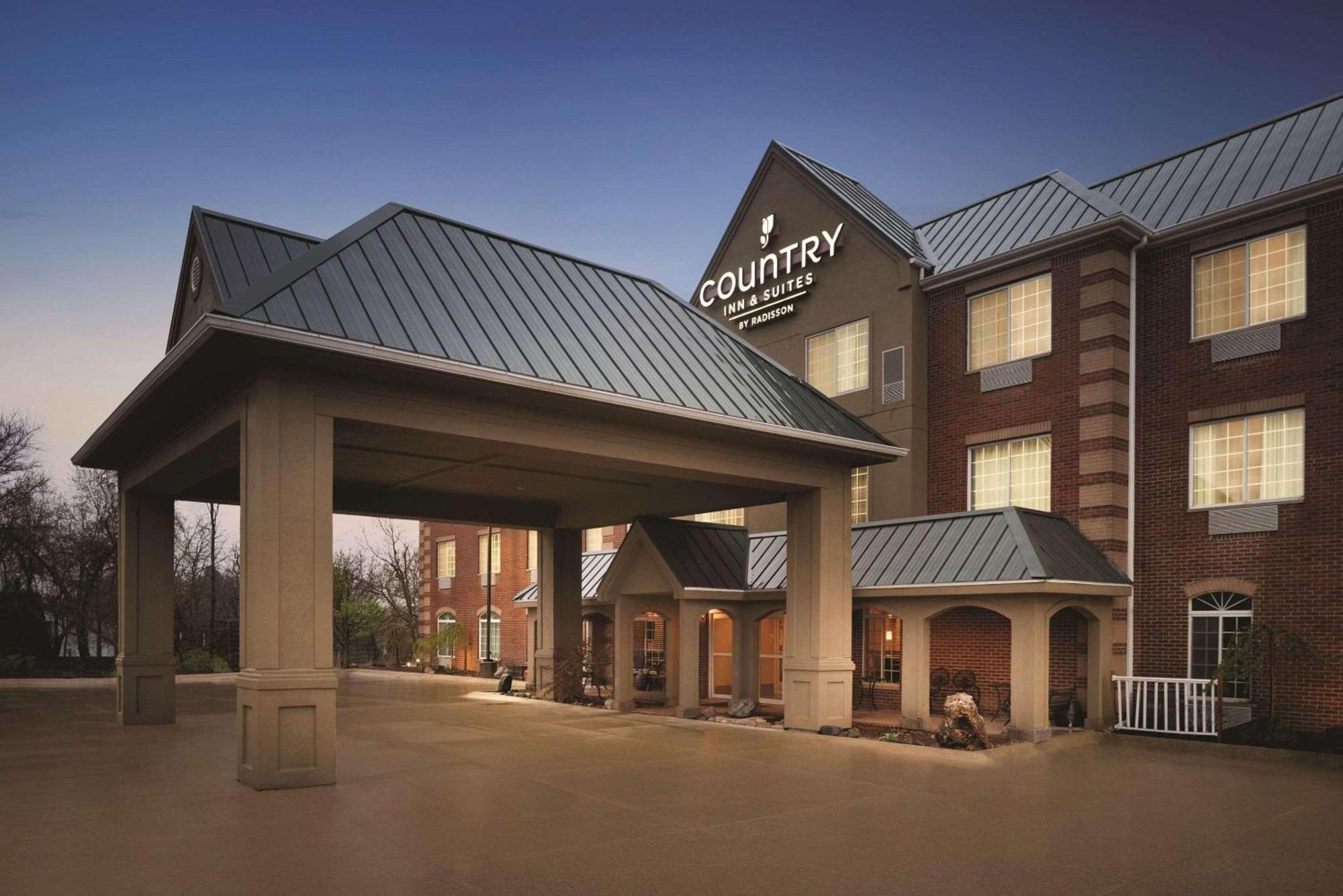 Country Inn & Suites By Radisson, Valparaiso, In Ngoại thất bức ảnh